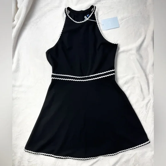 🍒SOLD🍒 NWT Hillhouse “The Billie Dress” - Picture 2 of 8